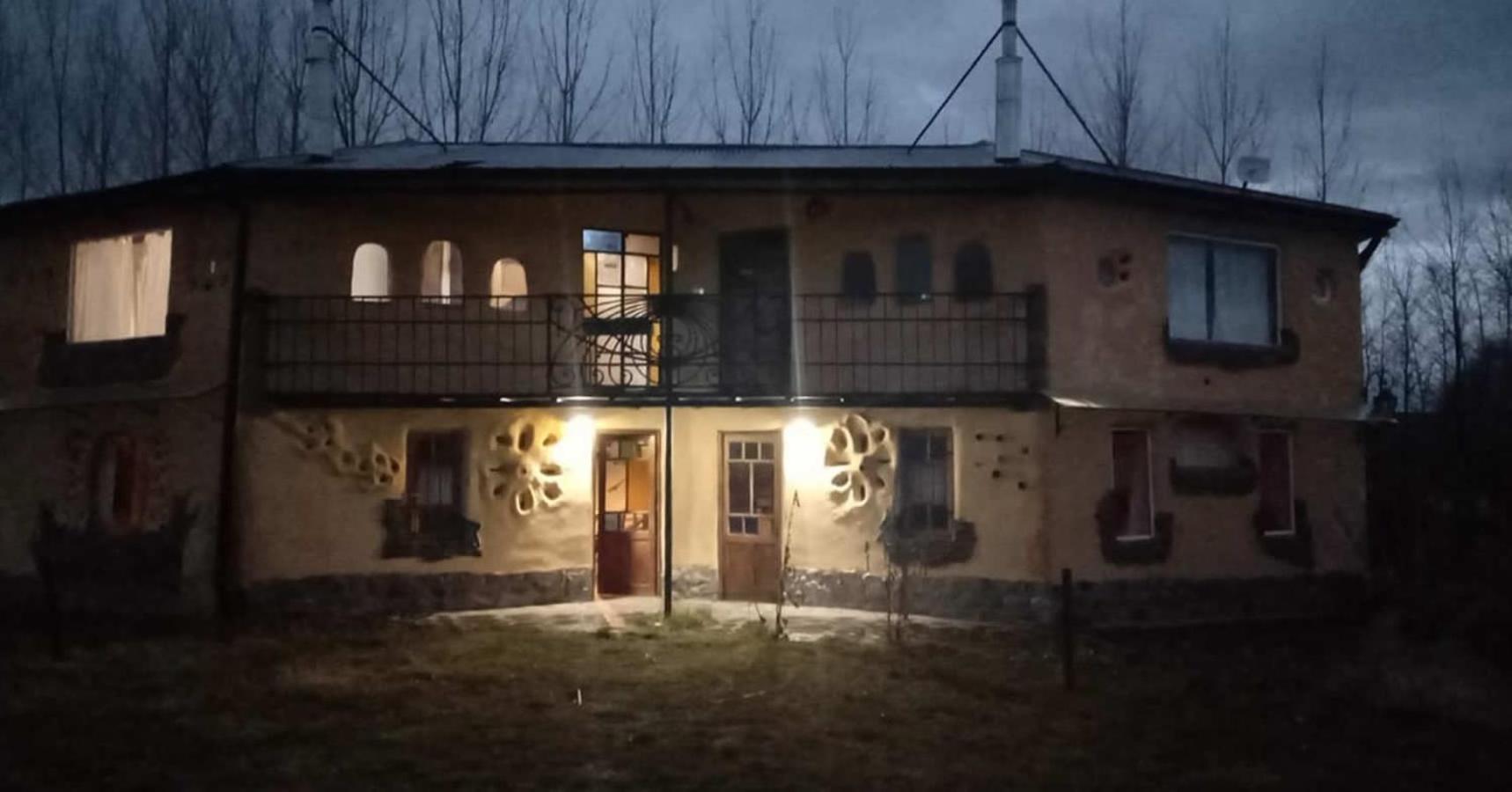 Arriba La Luna - Ecovilla Rural Trevelin Exterior photo